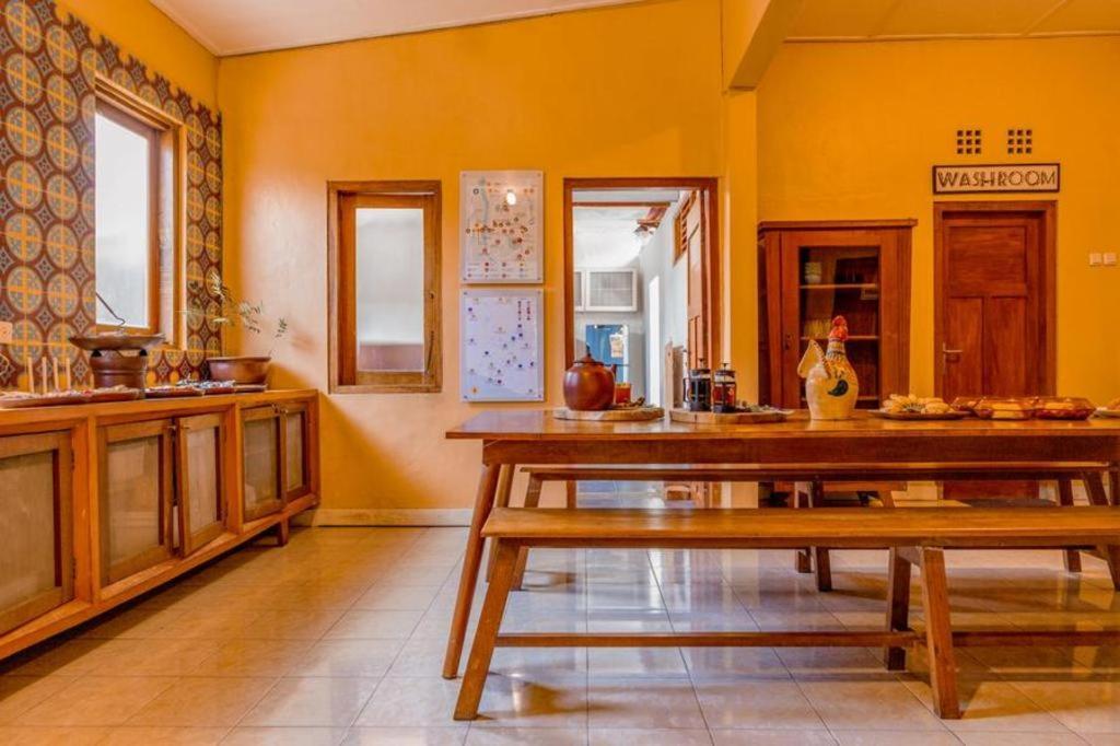 יוגיאקרטה Bhumi Hostel מראה חיצוני תמונה